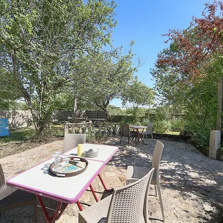 Casa de Férias Le Frêne - Maison Familiale Au Calme Pour 10 Vaour