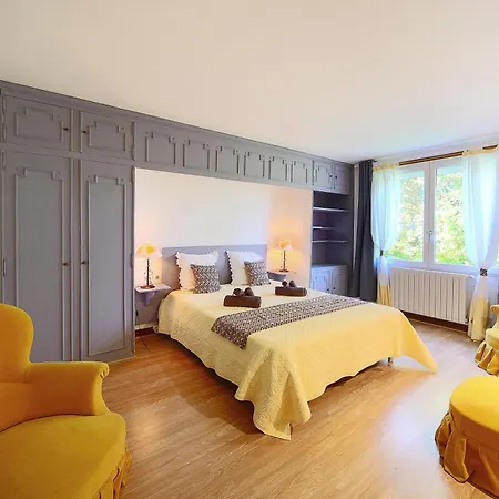Casa de Férias Le Frêne - Maison Familiale Au Calme Pour 10 Vaour