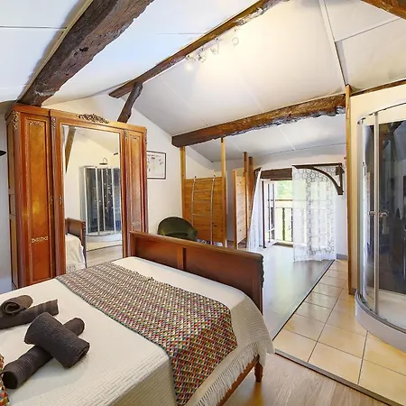 Casa de Férias Le Frêne - Maison Familiale Au Calme Pour 10 *